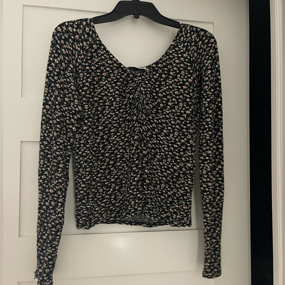 hollister long sleeve